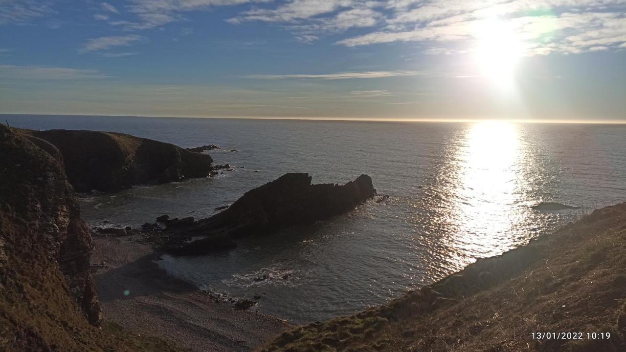 Outlander Boutique B&B King Cruden Bay Exterior photo